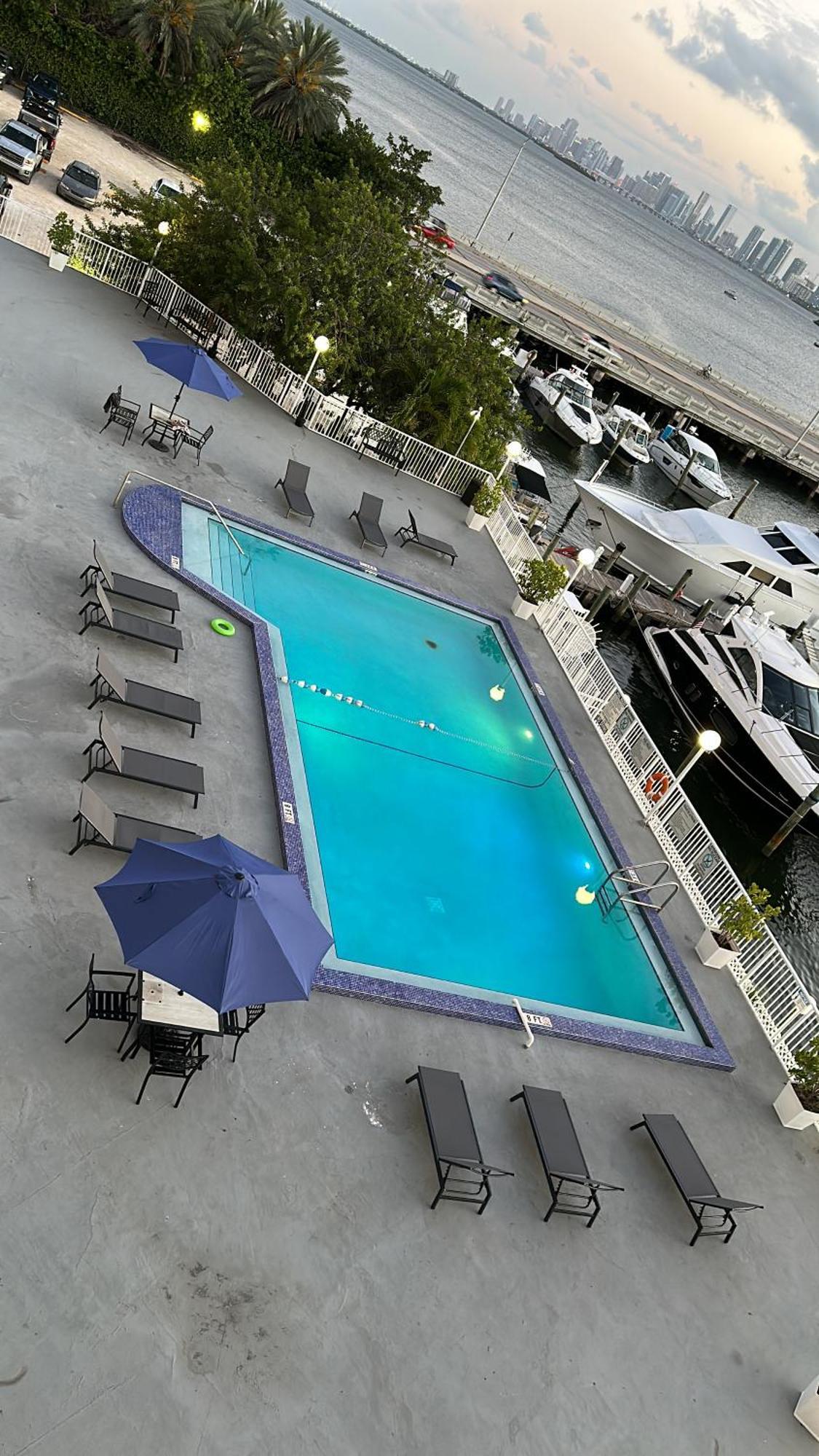 Appartamento Unique Water Views, Free Parking 1Bed 1 Bath Rooffornomads 416 Miami Beach Esterno foto